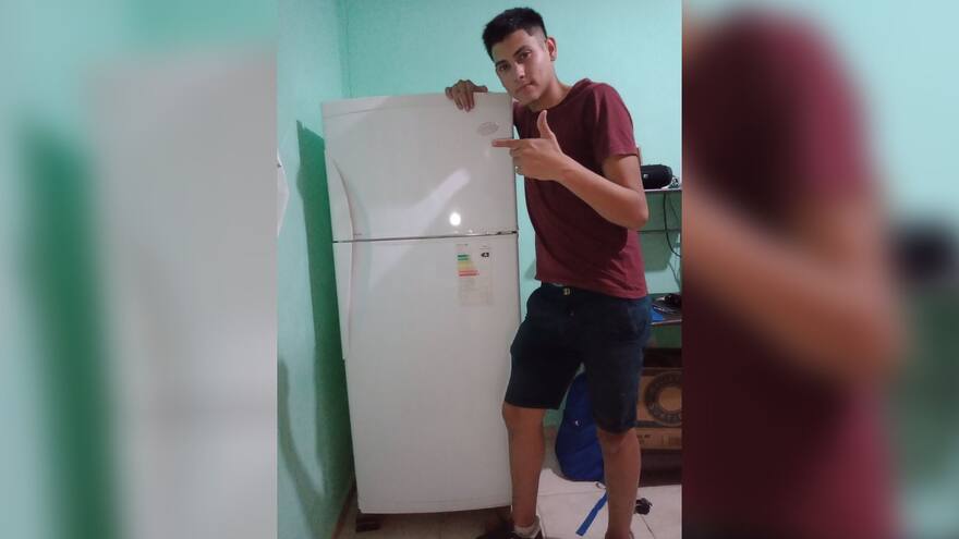 Ejemplo de perseverancia: joven ahorró 6 meses y compró su propia nevera