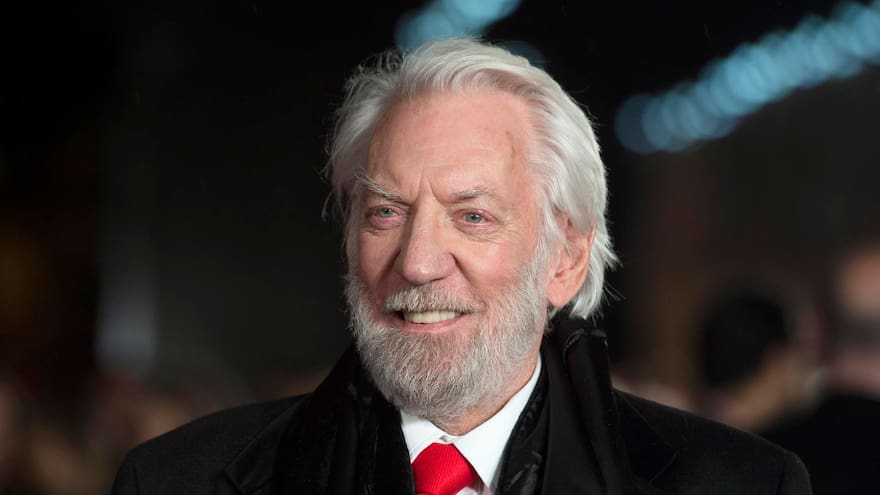 Falleció el actor Donald Sutherland, quien participó en Los Juegos del Hambre, M*A*S*H, entre otras películas