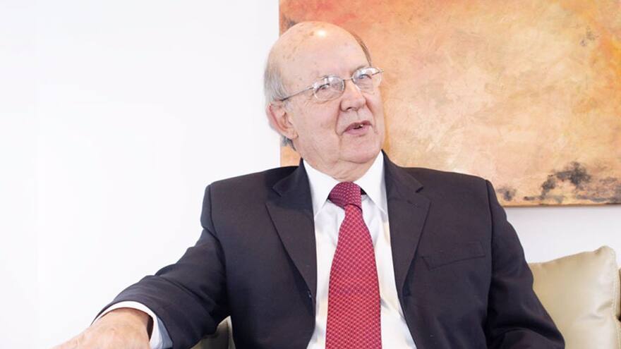 Falleció el exministro de Hacienda Roberto Junguito