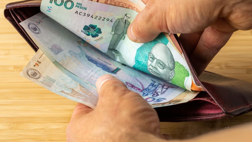 Ropa, cosméticos y calzado, entre los productos que subirán de precio por la guerra en Irán