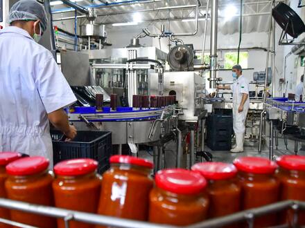 Empresas del Atlántico, en modo supervivencia tras el golpe del salario mínimo