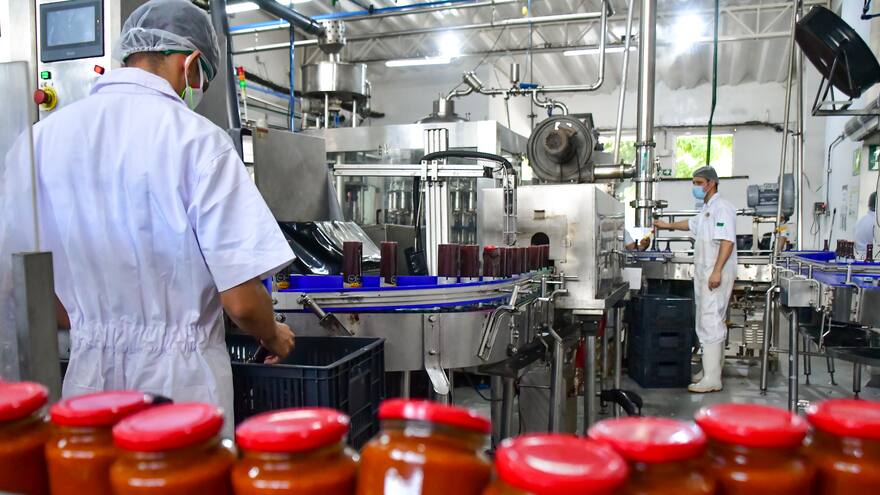 Empresas del Atlántico, en modo supervivencia tras el golpe del salario mínimo