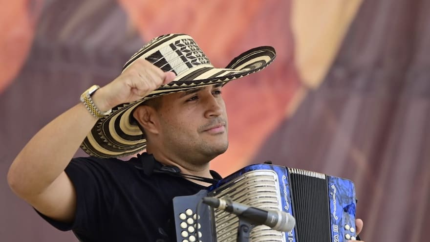 Ladrón le robó un acordeón a Jaime Luis Campillo