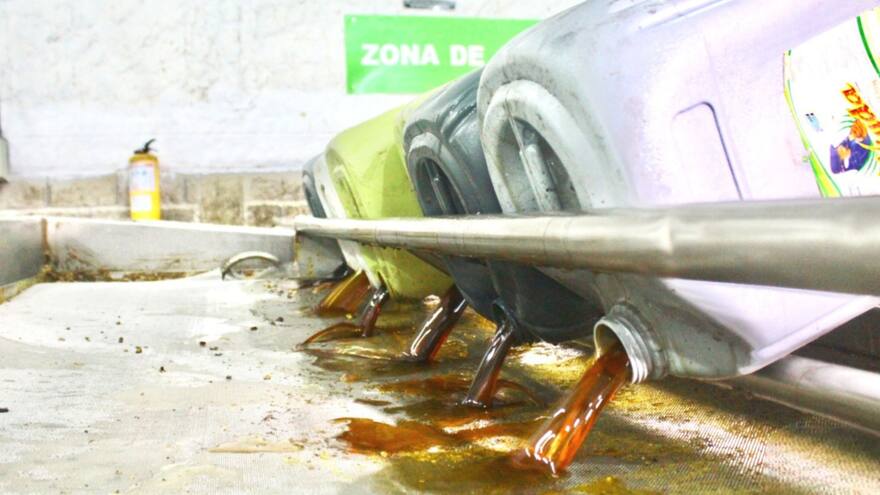 La importancia de reciclar aceite usado de cocina para el medio ambiente