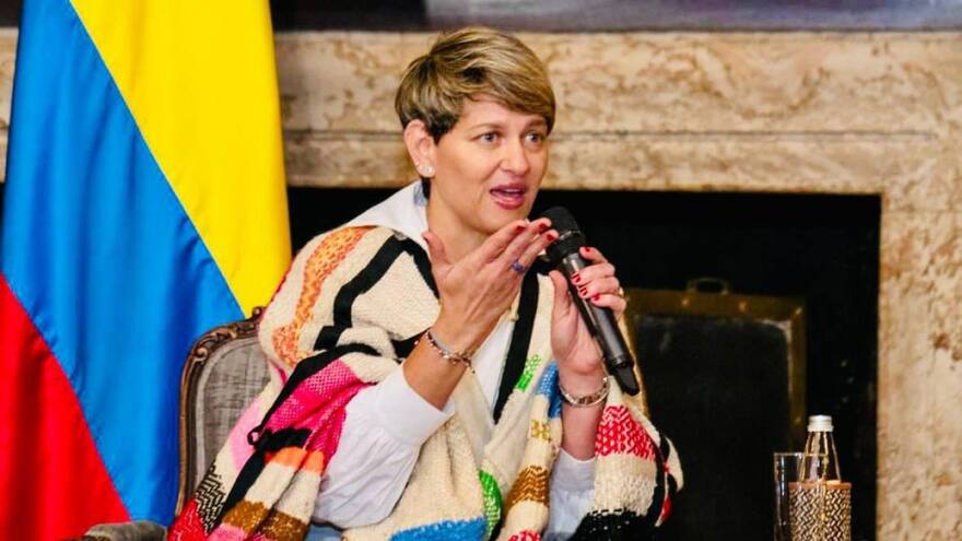 Gobierno, bajo la lupa por supuestos gastos de séquito de Verónica Alcocer