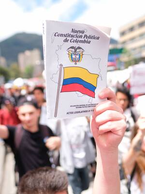 De constitución en constitución | Columna de José Félix Lafaurie