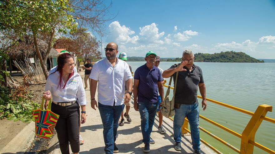 Ajustan manual para operación de las compuertas del Guájaro