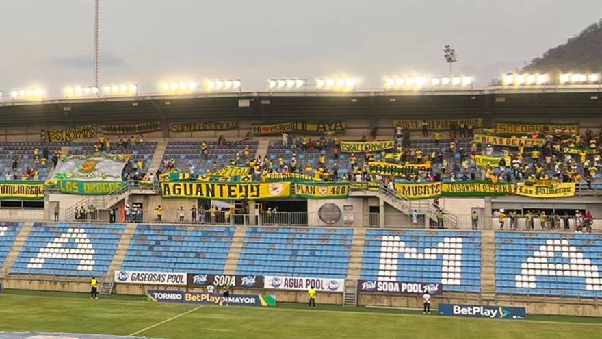 Riña entre barras del Real Cartagena en pleno partido con Unión Magdalena