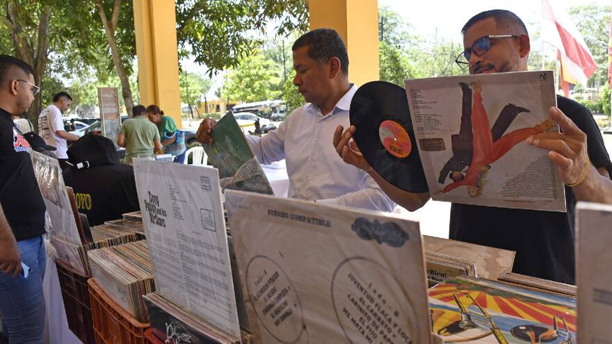 La cultura del vinilo 'se escucha' en Barranquilla