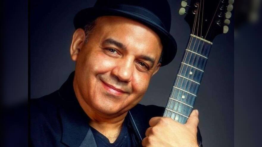 Músicos cubanos lamentan la muerte del bajista de Los Van Van, Juan Carlos Formell