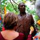 Cuba celebra los 90 años de Gabo con escultura en su honor