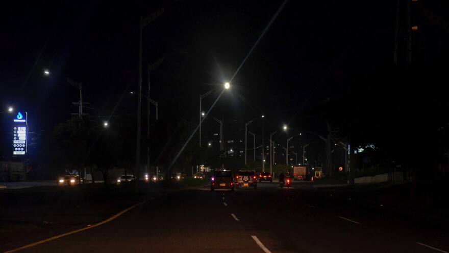 Identifican los puntos críticos por robos de luminarias en Barranquilla