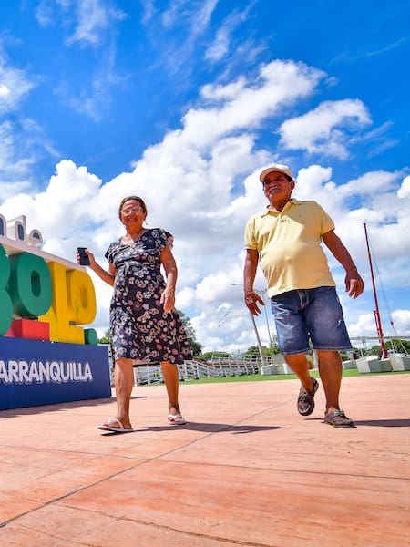 Los guardianes del Malecón de Rebolo: una comunidad que cuida lo que es de todos