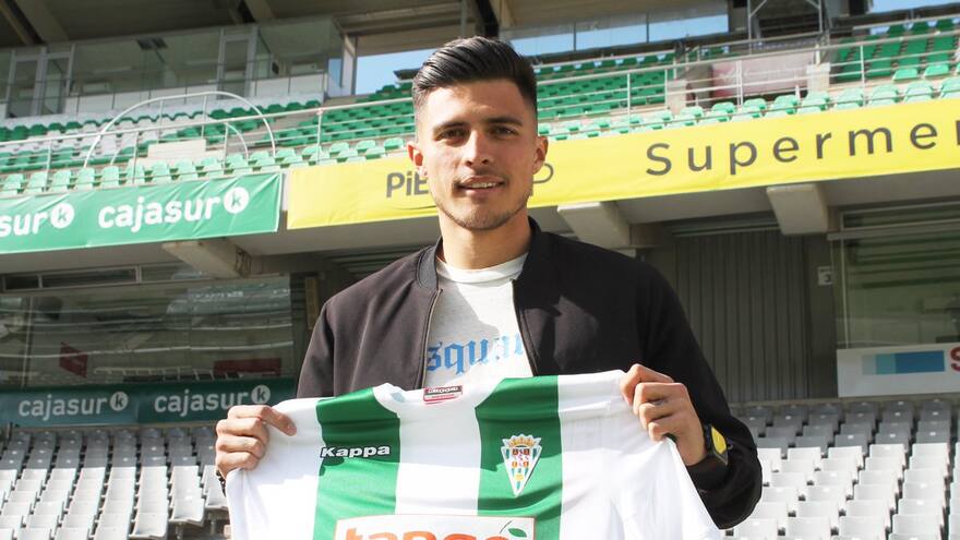 El colombiano ‘Juanjo’ Narváez llega cedido al Córdoba, un 'proyecto ilusionante'