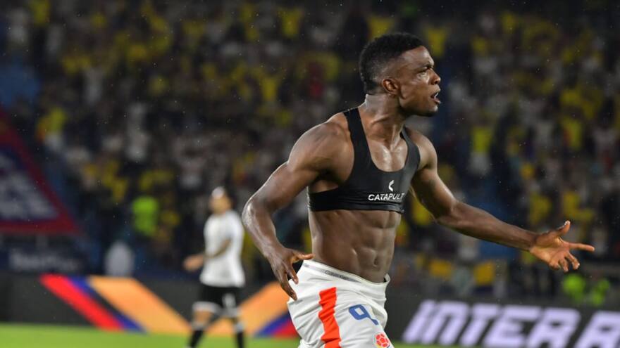 Jhon Córdoba tuvo su revancha