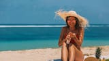 Así puede evitar daños en la piel y el cabello durante las vacaciones de mitad de año