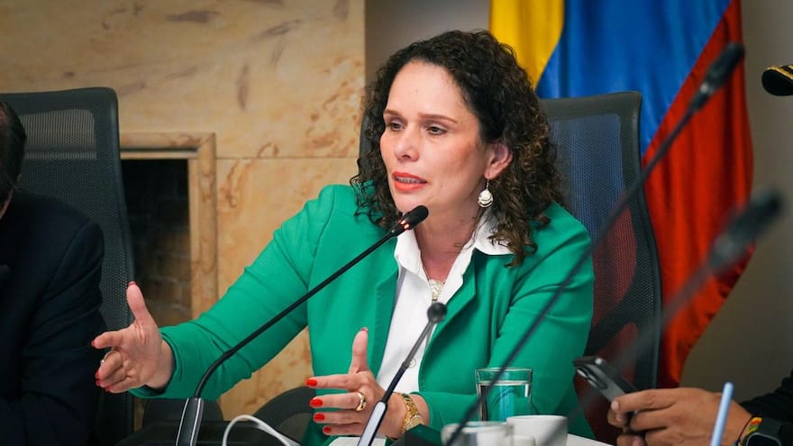 Mintransporte llama a gremios del transporte a diálogo este martes