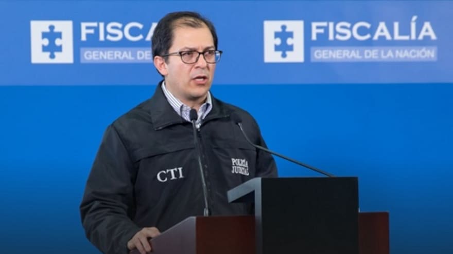 Fiscalía suspende órdenes de captura a 19 disidentes de las Farc