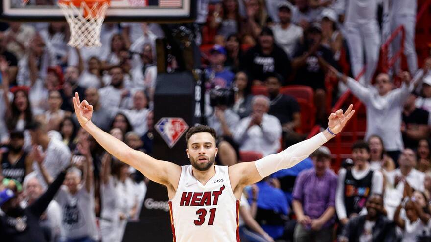 Los Heat dominaron a placer a unos 76ers irreconocibles.