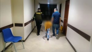 Policía rescata a niño de 5 años que se encontraba encerrado y solo en una casa en Medellín