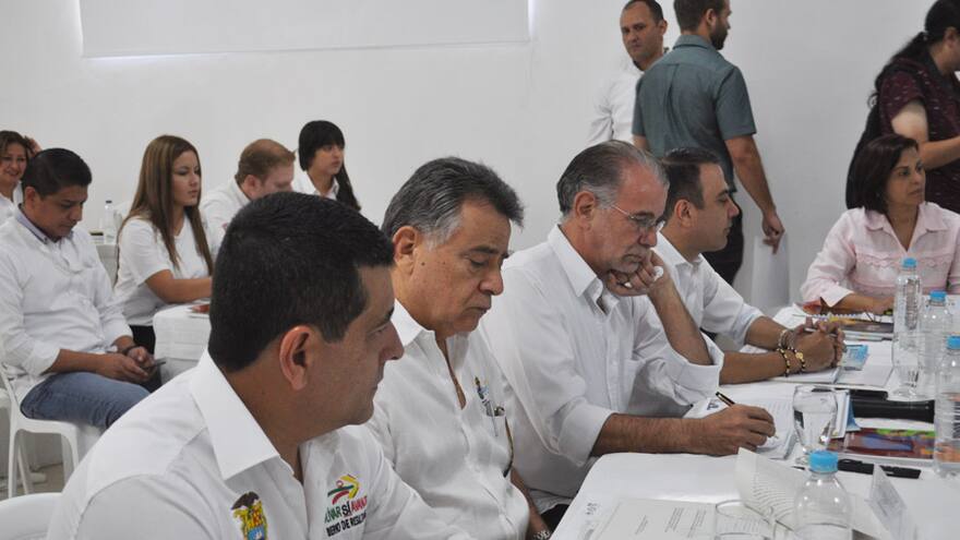 Gobernadores costeños eligen a Verano presidente de la RAP