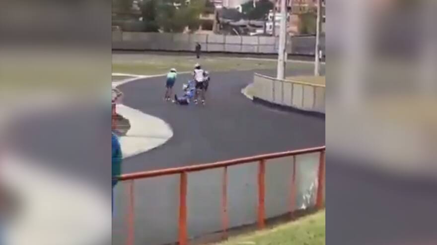 Video: Patinadora de Bolívar empujó a competidora y terminó fracturada durante el Campeonato Nacional en Guarne