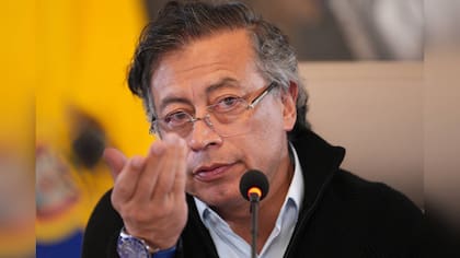 “La orden dada a la fuerza pública es atacar al ELN y defender al pueblo”: presidente Petro sobre paro armado