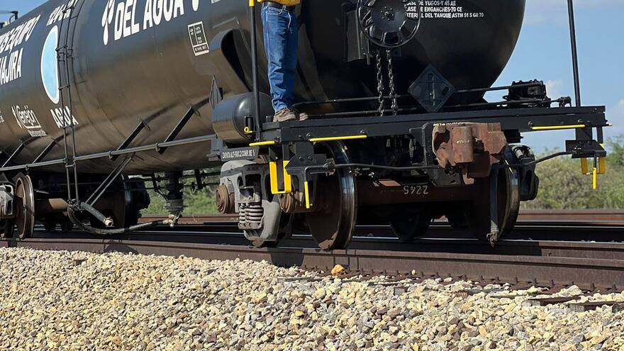 Bloqueos de línea férrea generan afectaciones en toda La Guajira