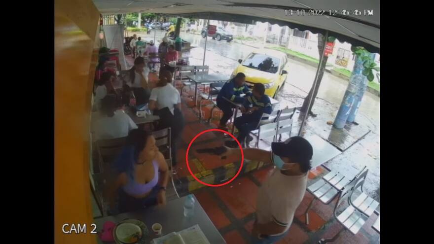 Robo en panaderia el Tropico a clientes