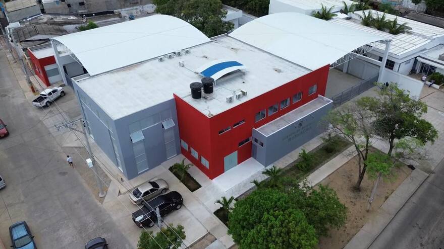 Gobernación entrega dos estaciones de bomberos en La Guajira