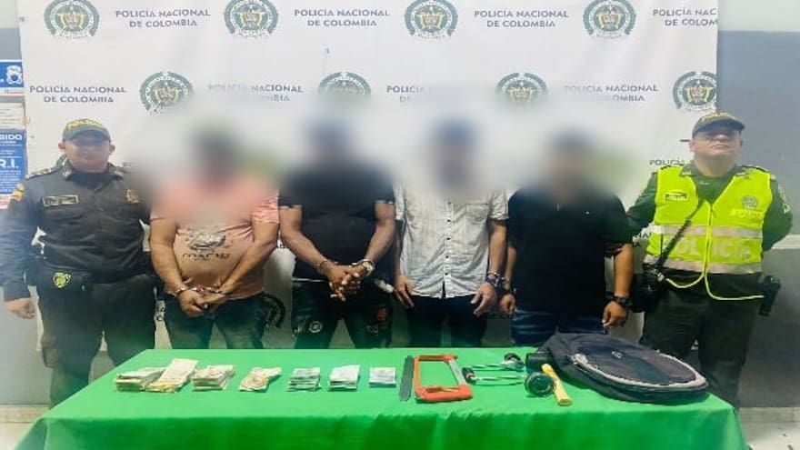 Capturan a cuatro hombres por hurto en centro comercial de Soledad