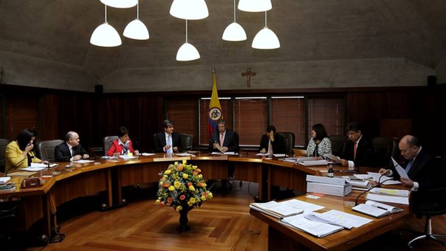 Trabajadores no podrán ser despedidos si su pareja está embarazada, reitera Corte