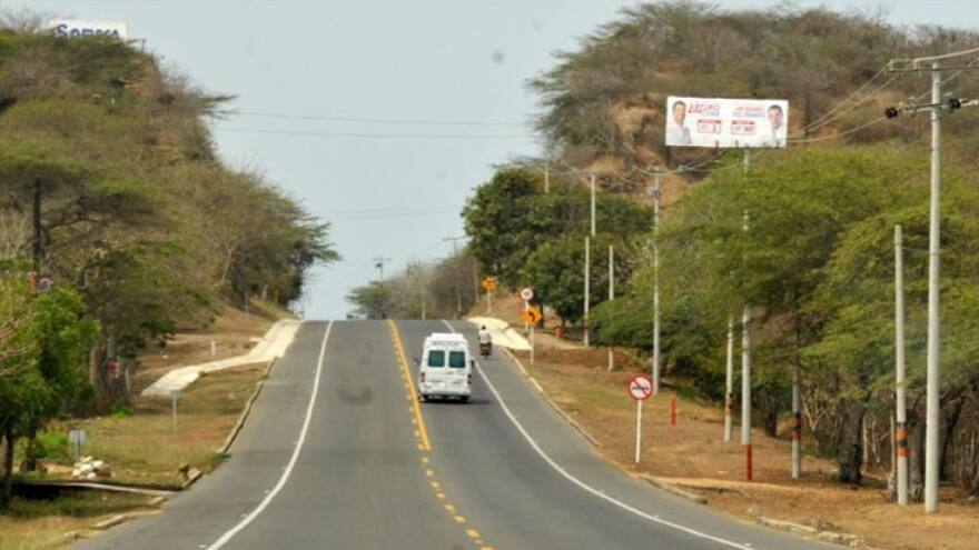 Atracan a pasajeros de bus de Berlinas en sector de Caracolí