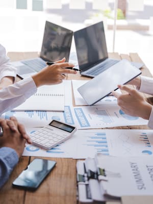 ¡Más control al gasto, al derroche y a la corrupción!