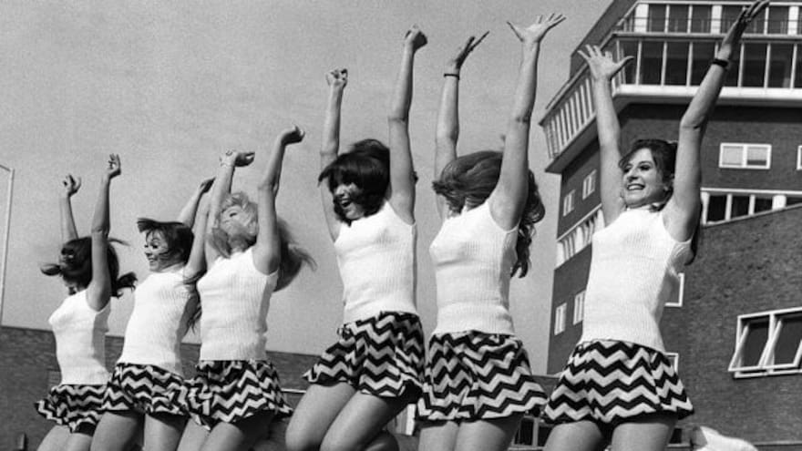 La minifalda: 60 años de un ícono de la revelación femenina