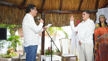 “Con la honra de nosotros no va a jugar nadie”: la dura respuesta del procurador a Petro tras cuestionamientos a elecciones