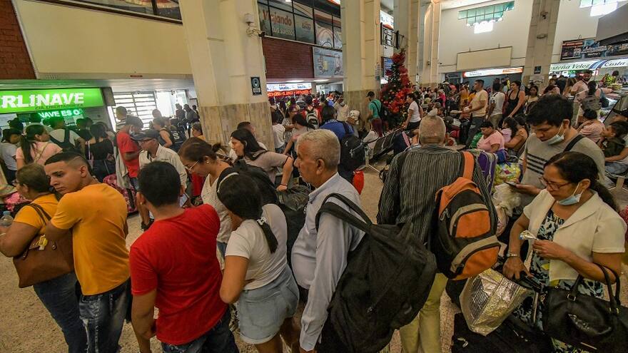 Afluencia de viajeros en terminal terrestre aumentó en un 15 %