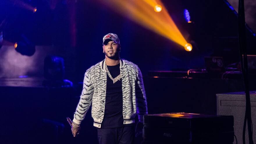 Anuel AA estrenó su nuevo álbum ‘Las Leyendas Nunca Mueren 2’