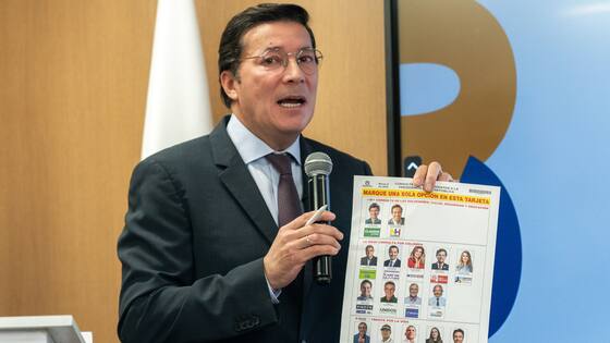 Registrador presentó la tarjeta definitiva de las consultas del 8 de marzo