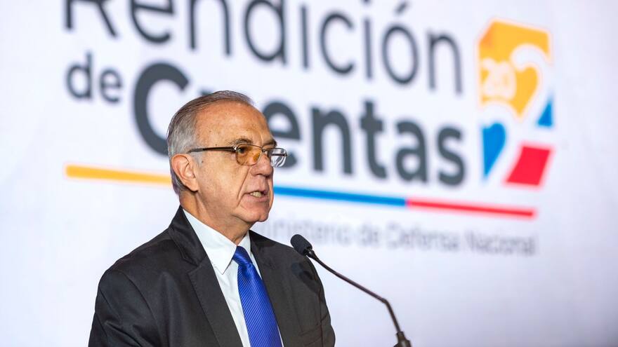 'No es expedir órdenes de captura, sino revisar las suspensiones': mindefensa