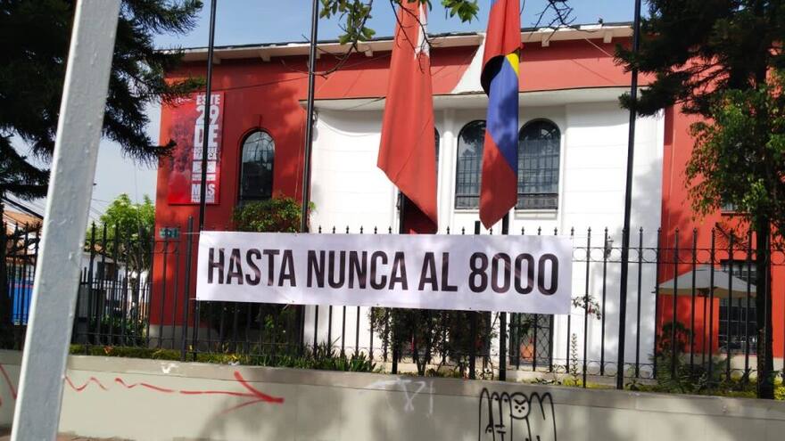 'Hasta nunca al 8.000': la polémica despedida del partido Liberal a Samper