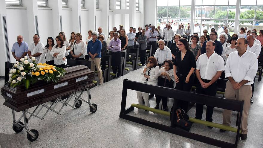 Artistas despiden a Edith, la última de las hermanas Lara