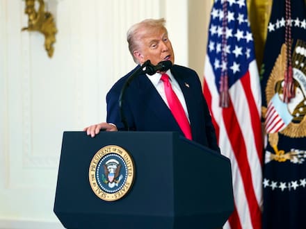 Colombia tiene fábricas de cocaína, me enorgullecería destruirlas: Trump