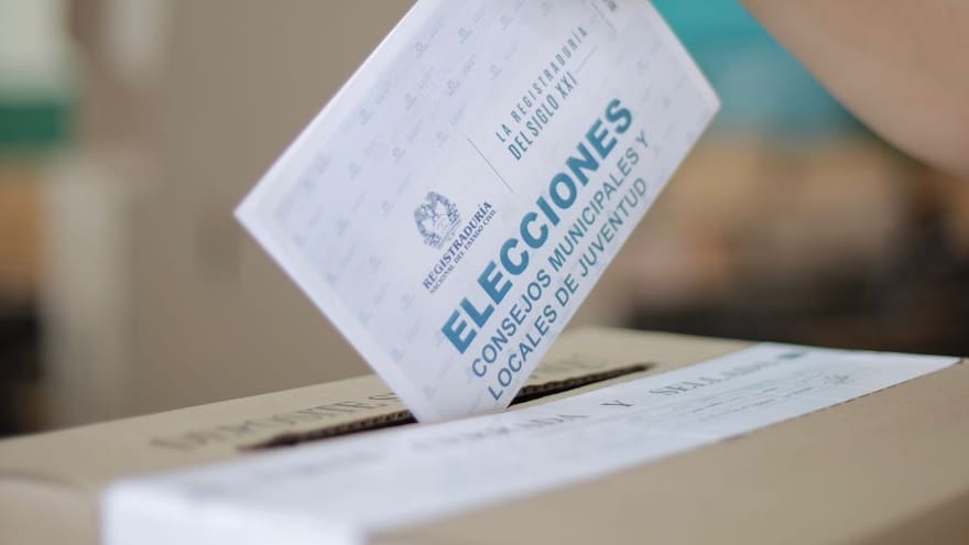 CNE reporta caída del 90 % en votos nulos durante elecciones de juventud