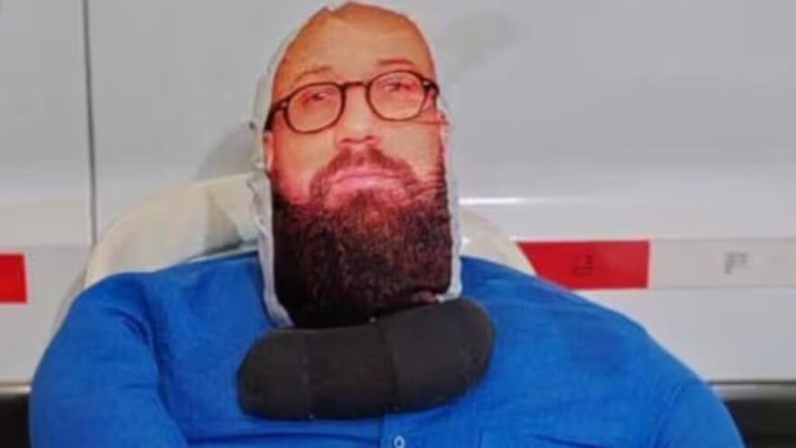 Año viejo con rostro de director de la UNGRD fue quemado en La Guajira