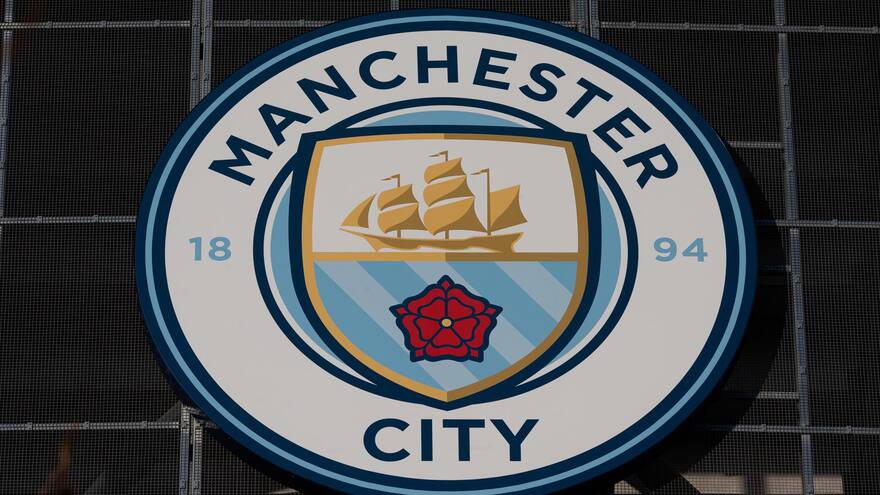 La Premier League acusó este viernes al Manchester City de irregularidades financieras en sus cuentas