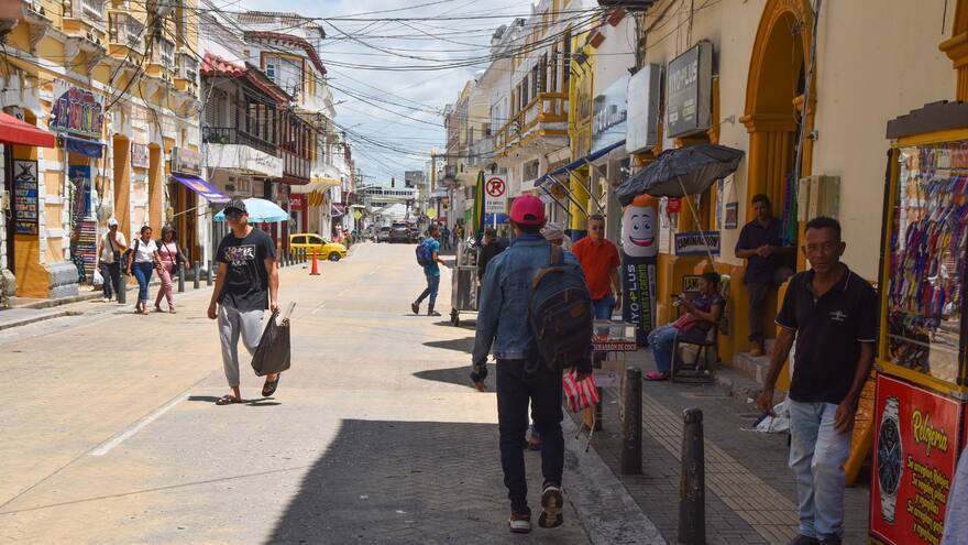En Sincelejo prohíben el comercio informal en 9 zonas