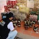 Incautan más de 2.100 botellas de licor de contrabando en vías de Sucre
