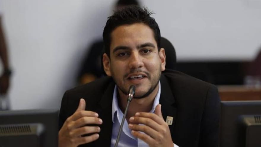 Reacciones ante el escándalo del senador Flórez discutiendo con policía