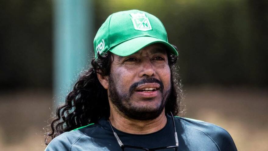 René Higuita tuvo una acalorada discusión con hinchas de Millonarios